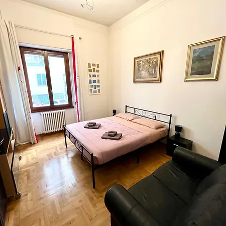 Florence Lungarno Apartment-3